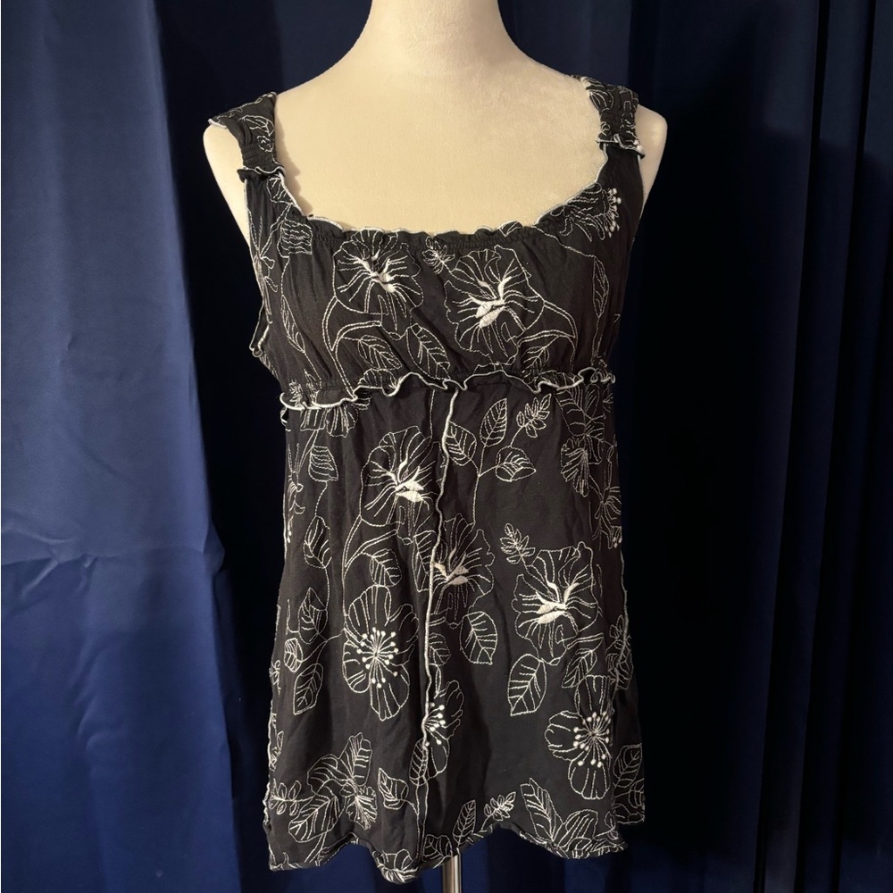 BCBG Maxazria embroidered floral black and white tank top
